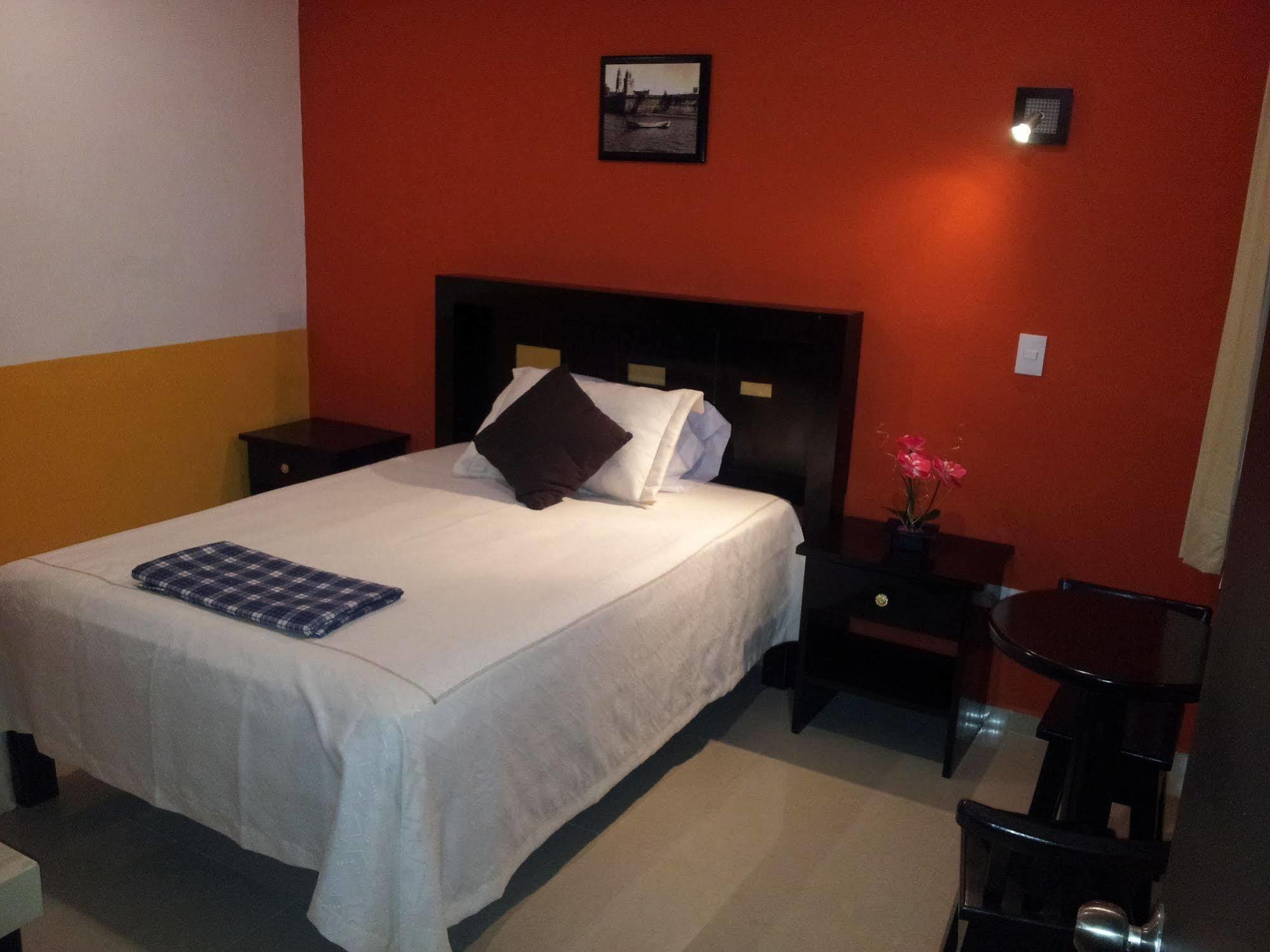 Hotel Catedral Campeche Dış mekan fotoğraf