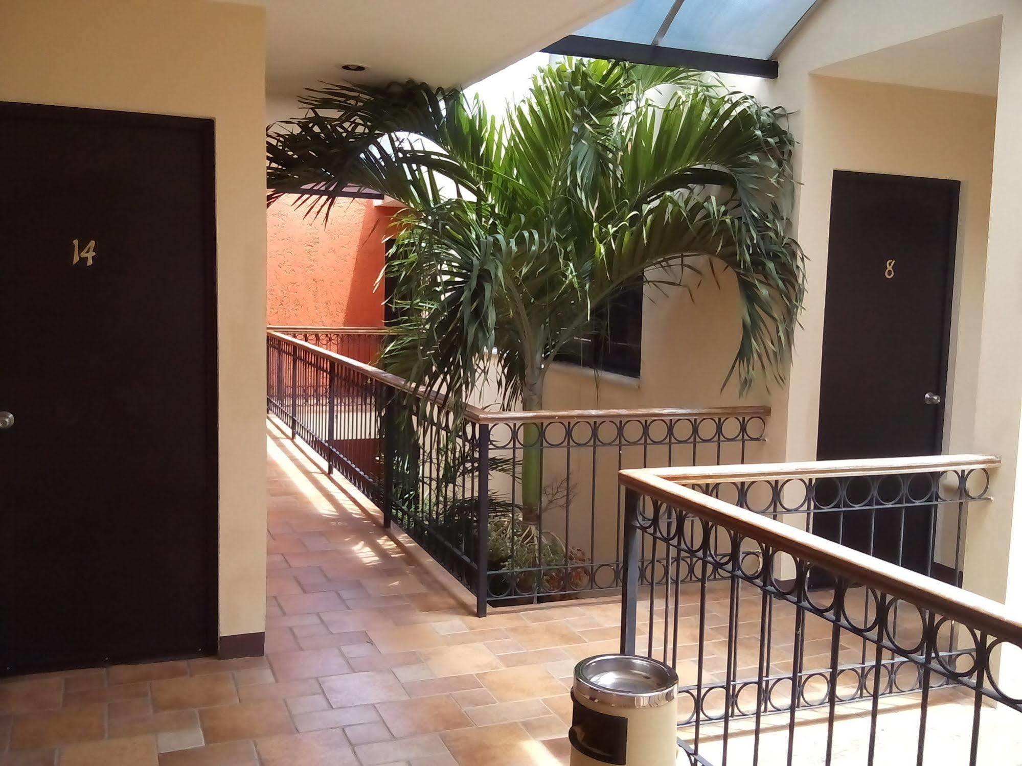 Hotel Catedral Campeche Dış mekan fotoğraf